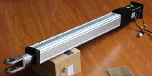 電動缸.jpg 電動缸.jpg